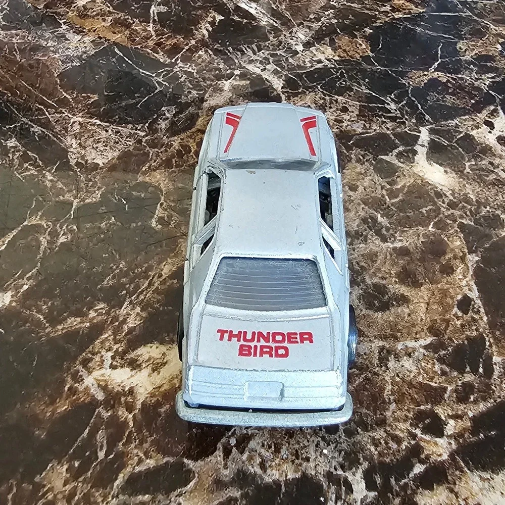 Vintage 1984 Road Champs Ford Thunderbird Silver Diecast Car 1/64 Opening Doors